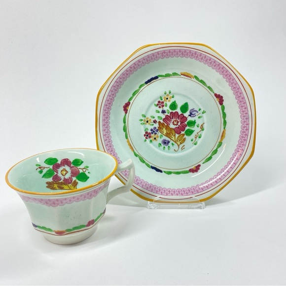 Floral Teacup and Saucer Set - Picture 1 of 9